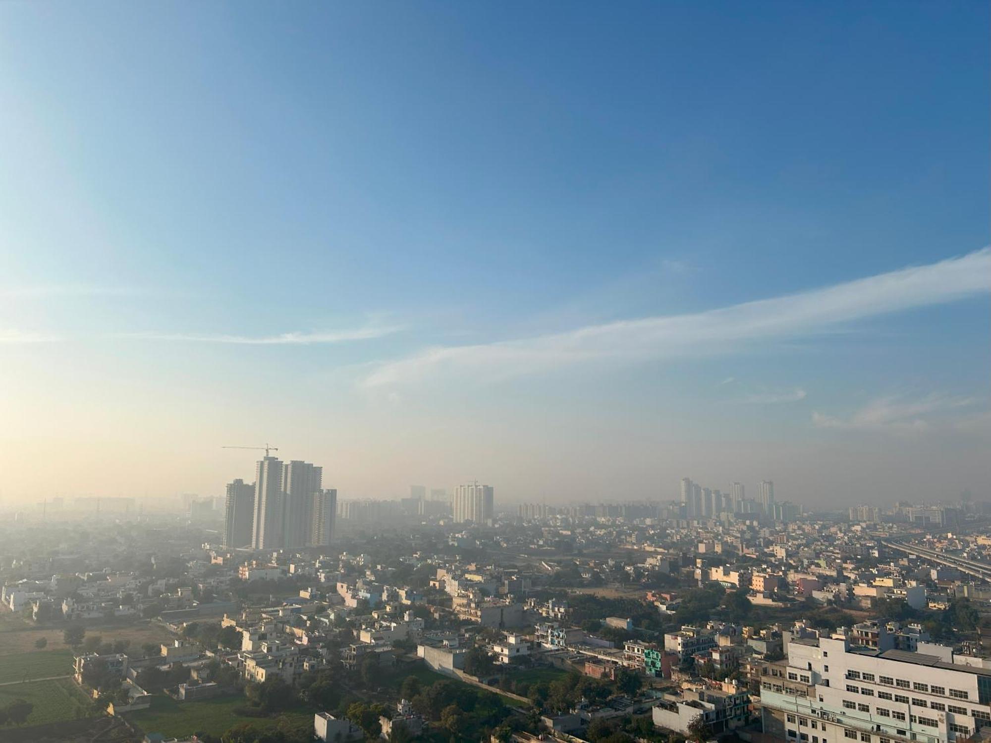 Rhythm Gurugram Hotel & Suites, Sohna Road グルガウン エクステリア 写真